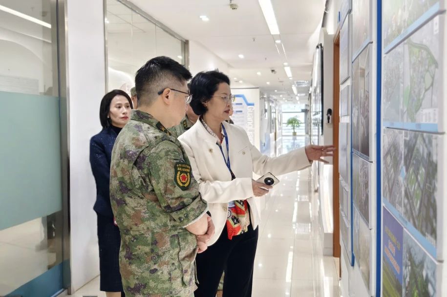 东莞市南城街道武装部部长陈少文一行莅临4008云顶集团集团参观交流
